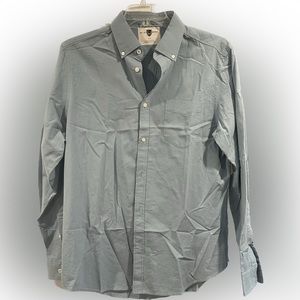 Black Brown L button down